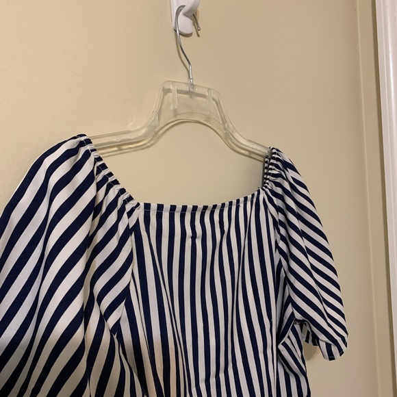 QED LONDON Stripped Tie Up Front Top size Large - Picture 11 of 14